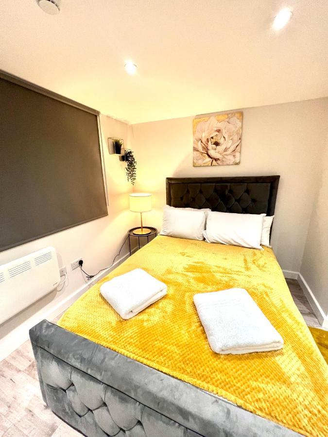 Golden Residences - Oakway Feltham Esterno foto